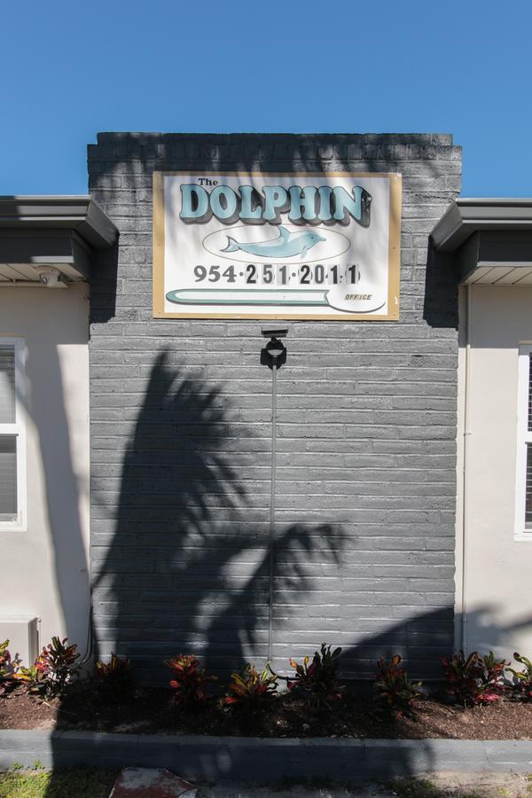 The Dolphin Hollywood Motel Bagian luar foto